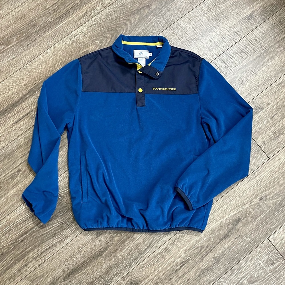 Southern Tide pullover!